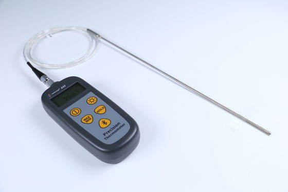 Thermomètre RTD PT100 industriel de poche supporté par OEM pour des essais de température précis