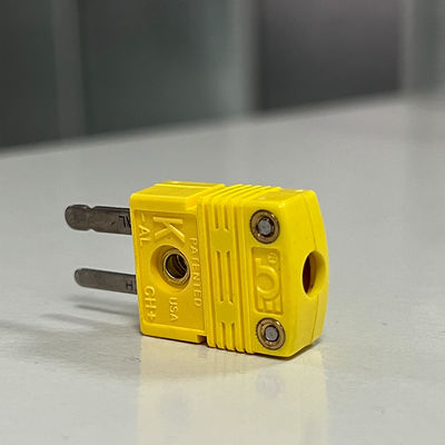 Capteur de température de type K à sept cœurs Kapton thermocouple avec prise personnalisable