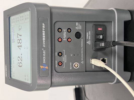 Calibrateur à bloc sec de haute précision de 50 à 660 °C pour l'étalonnage de la température du champ